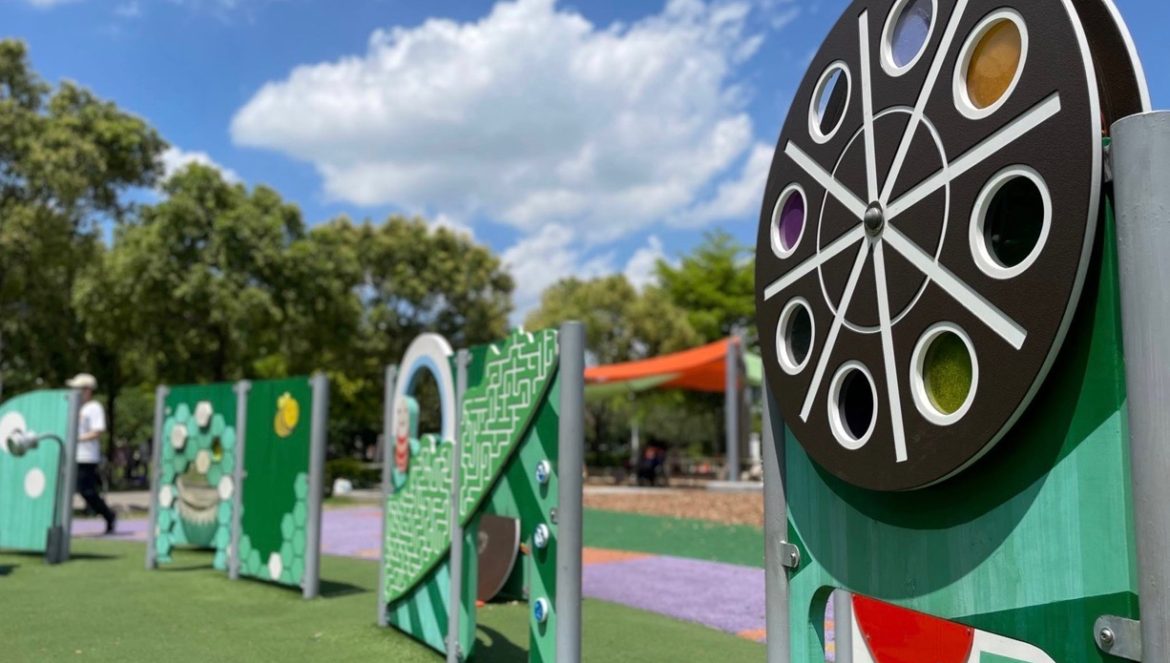 花博舞蝶遊戲廠毛毛蟲