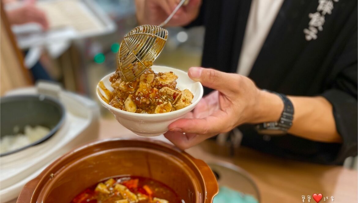 【屋伴餃子】巨人豆腐麻婆豆腐飯