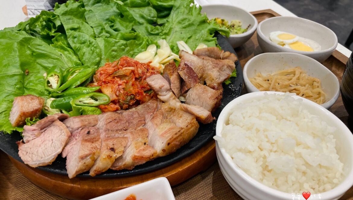 bbq Chicken『五花肉肉包起來吃定食』$298